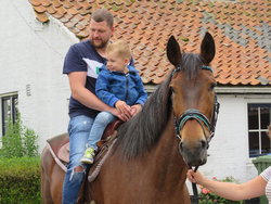 Met papa op het paard rsz img 2116